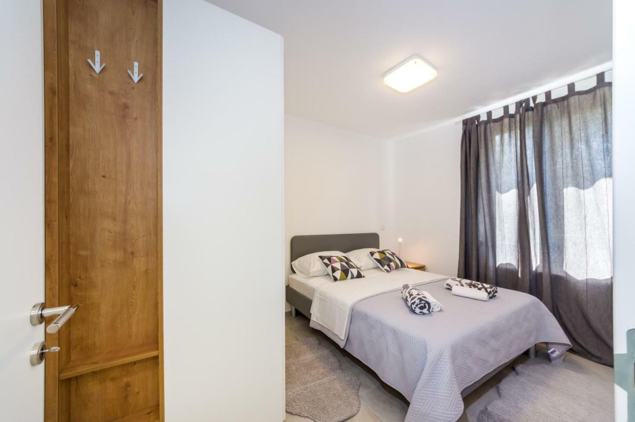 D. Marine Apartments Bibinje Eksteriør billede